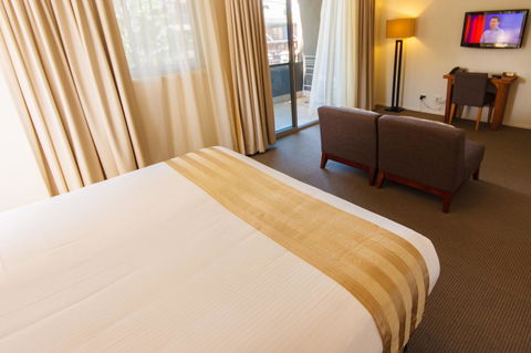 Byron Bay Hotel And Apartments - New South Wales Tourism  8