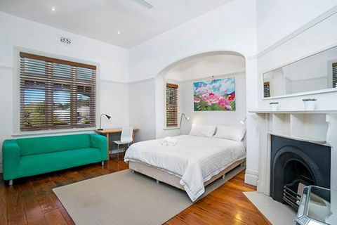 Holiday Home Fairy Bower Road Manly FAB05 - New South Wales Tourism  2