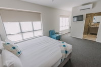 Book Hamilton Accommodation Vacations New South Wales Tourism New South Wales Tourism 