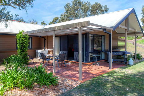 Condo 105 @ Horizons Golf Resort - Salamander Bay NSW - New South Wales Tourism  2