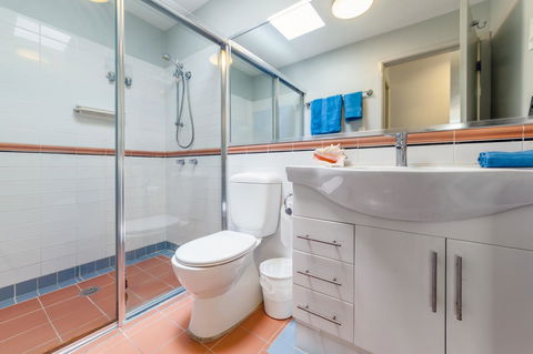 Condo 105 @ Horizons Golf Resort - Salamander Bay NSW - New South Wales Tourism  17