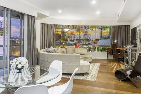 Darling Harbour ICC 3BR+PARKING+VIEWS è¾¾ä»¤æ¸¯å…¨æ™¯è±ªåŽä¸‰æˆ¿ - New South Wales Tourism  1