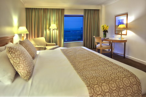 Stamford Plaza Sydney Airport Hotel & Conference Centre - New South Wales Tourism  6