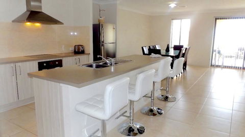 Jindabyne Executive - New South Wales Tourism  8