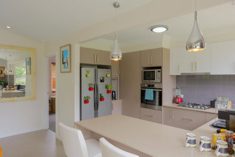 Armidale Cottage - House 2 - New South Wales Tourism  17