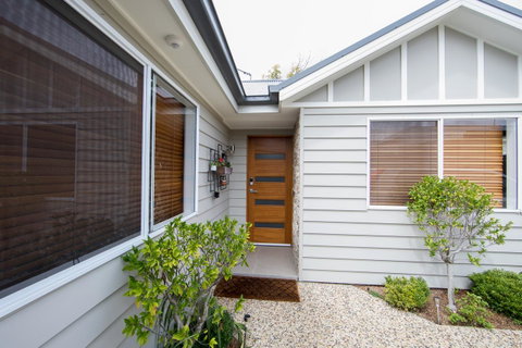 Armidale Cottage - House 2 - New South Wales Tourism  1