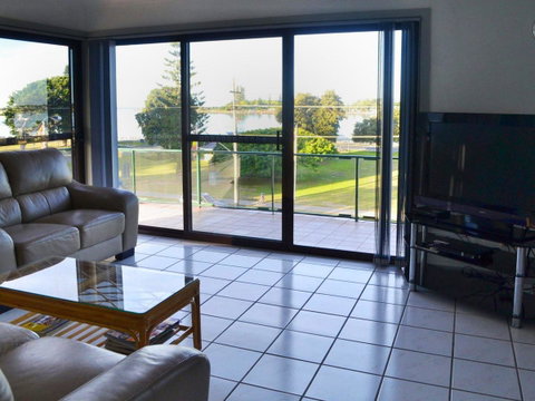 Oxley 8 At Tuncurry - New South Wales Tourism  5