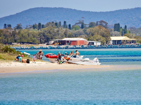 Oxley 8 At Tuncurry - New South Wales Tourism  6