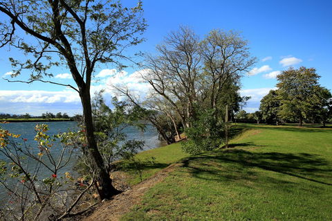 Terara Riverside Retreat - New South Wales Tourism  29