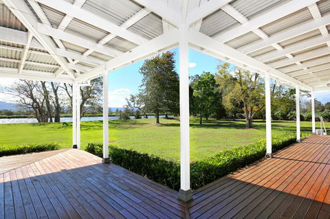 Terara Riverside Retreat - New South Wales Tourism  37