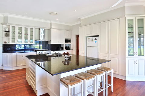 Terara Riverside Retreat - New South Wales Tourism  3