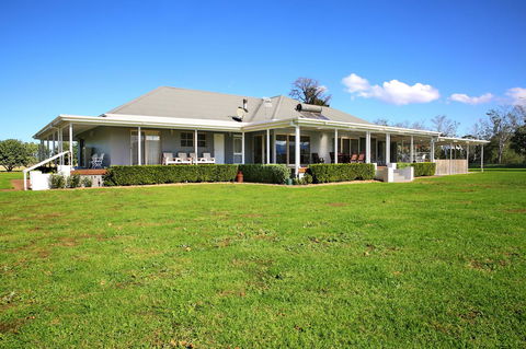 Terara Riverside Retreat - New South Wales Tourism  22