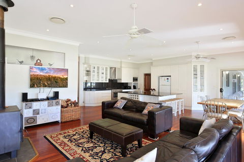 Terara Riverside Retreat - New South Wales Tourism  6