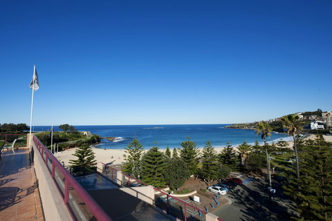 Coogee Sands Hotel & Apartments - New South Wales Tourism  16