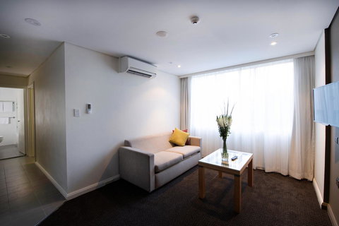 Coogee Sands Hotel & Apartments - New South Wales Tourism  5