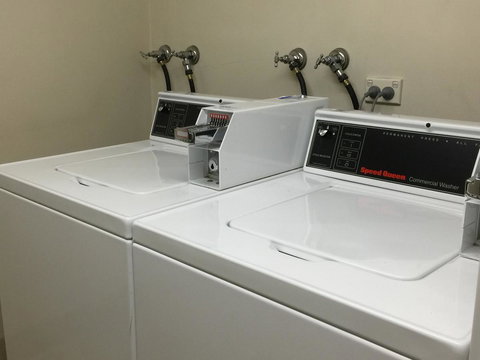 Coogee Sands Hotel & Apartments - New South Wales Tourism  18