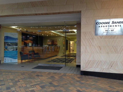 Coogee Sands Hotel & Apartments - New South Wales Tourism  19