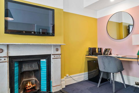 Hotel Harry, Ascend Hotel Collection - New South Wales Tourism  4