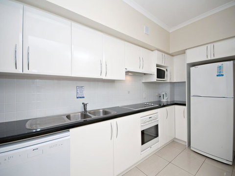 Messines Street, Breakwater Apartment, 104 - New South Wales Tourism  4