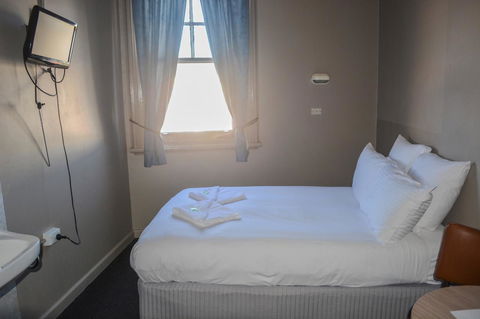 Commercial Hotel Motel Lithgow - New South Wales Tourism  24