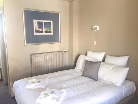 Commercial Hotel Motel Lithgow - New South Wales Tourism  17