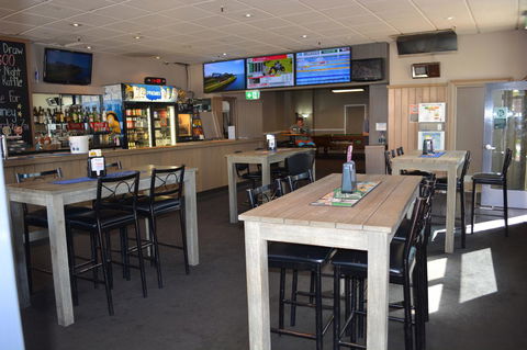 Commercial Hotel Motel Lithgow - New South Wales Tourism  4