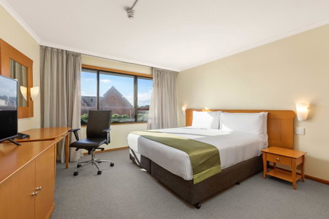 Sydney Harbour Hotel - New South Wales Tourism  3