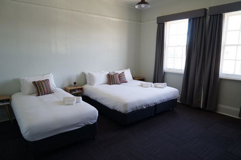 Rosehill Hotel - New South Wales Tourism  0