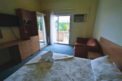 Rest Easy Motel - New South Wales Tourism  16