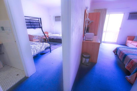 Rest Easy Motel - New South Wales Tourism  14