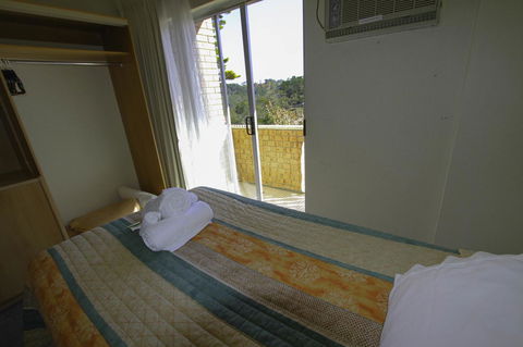 Rest Easy Motel - New South Wales Tourism  17