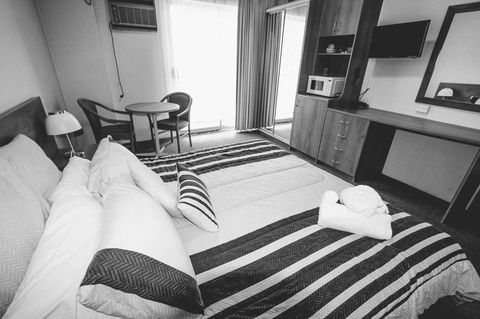 Rest Easy Motel - New South Wales Tourism  18