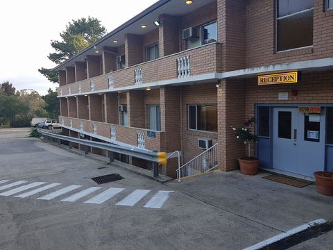 Rest Easy Motel - New South Wales Tourism  42