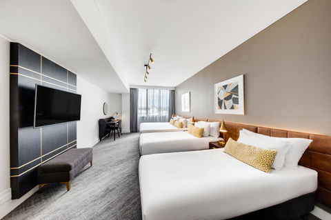 Vibe Hotel Sydney - New South Wales Tourism  18