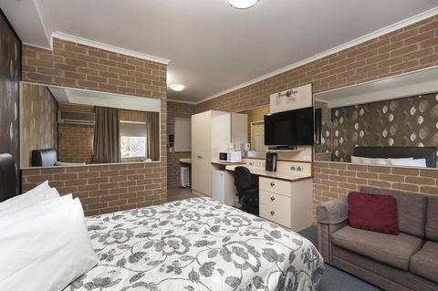 Grand Manor Motor Inn - New South Wales Tourism  7