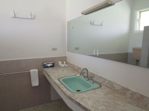 Allonville Gardens Motel - New South Wales Tourism  24