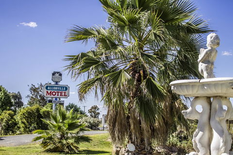 Allonville Gardens Motel - New South Wales Tourism  0