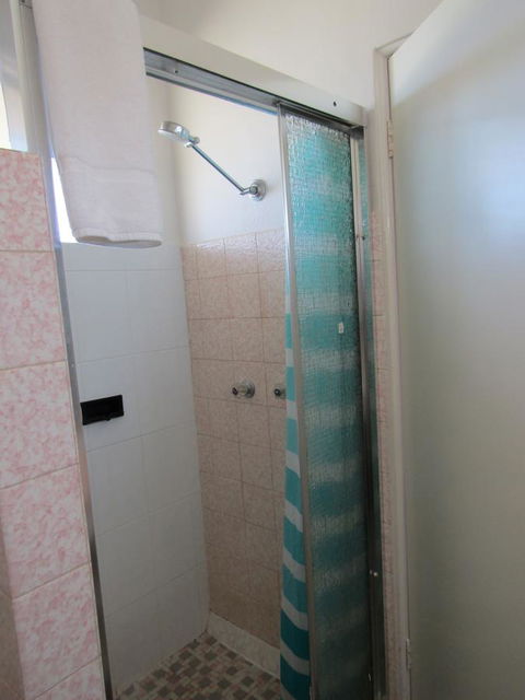 Allonville Gardens Motel - New South Wales Tourism  27