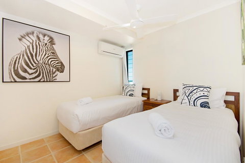 The Cove Yamba - New South Wales Tourism  7