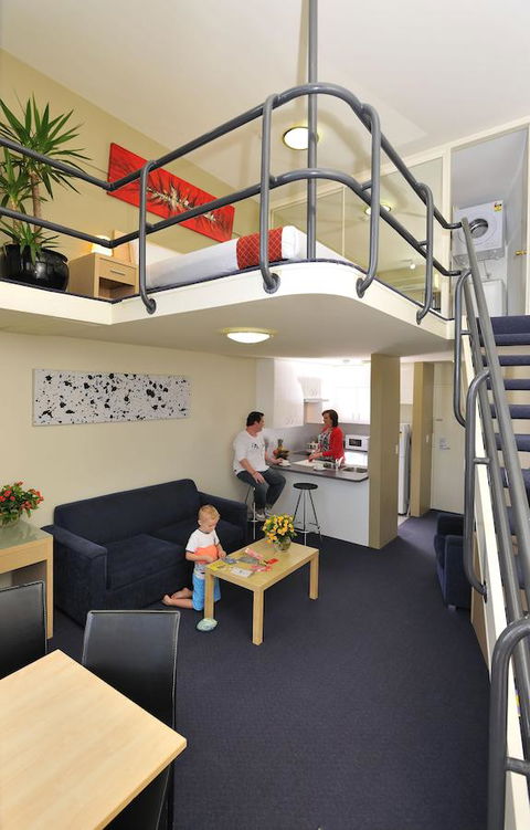 Metro Apartments On Darling Harbour - New South Wales Tourism  4