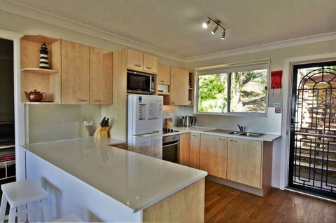 Coastwatch, 26 Comara Terrace - New South Wales Tourism  2