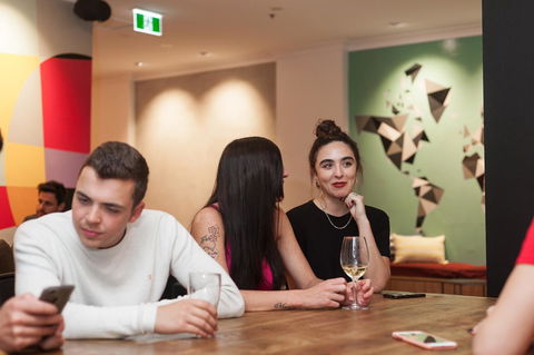 Mad Monkey Hostel Coogee Beach - New South Wales Tourism  22