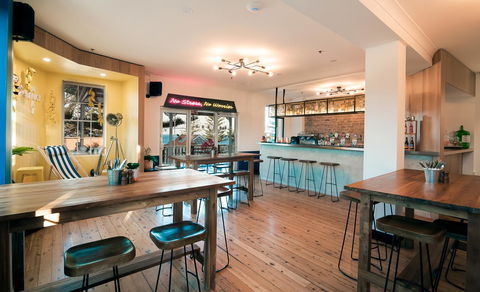Mad Monkey Hostel Coogee Beach - New South Wales Tourism  27