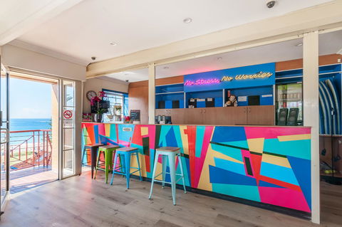 Mad Monkey Hostel Coogee Beach - New South Wales Tourism  15