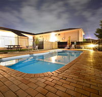 Winning Post Motor Inn - New South Wales Tourism 