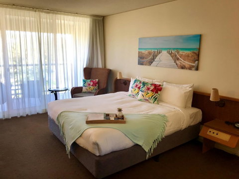Charlesworth Bay Beach Resort - New South Wales Tourism  2