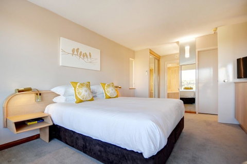Charlesworth Bay Beach Resort - New South Wales Tourism  15