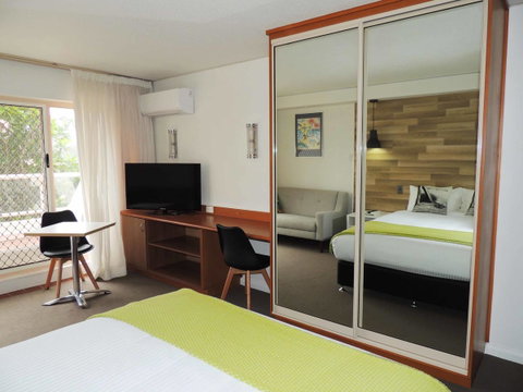 Charlesworth Bay Beach Resort - New South Wales Tourism  30