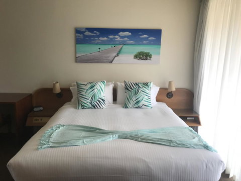 Charlesworth Bay Beach Resort - New South Wales Tourism  37