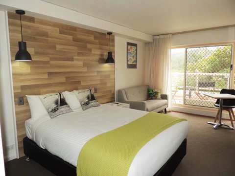 Charlesworth Bay Beach Resort - New South Wales Tourism  32